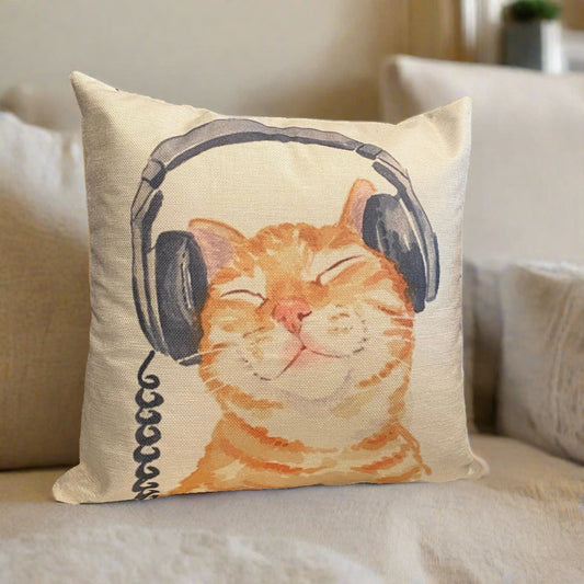 Lovely Ginger Cat With Headphone Throw Pillow Cover